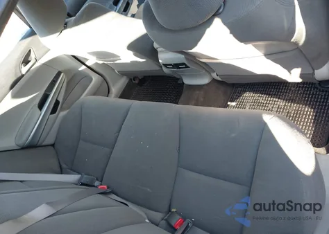 2010 Honda Accord 2.4 Ex z USA, uszkodzony, nr VIN 1HGCP2F76AA085464